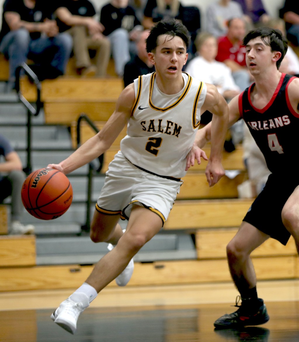 Driving to the&nbsp;basket